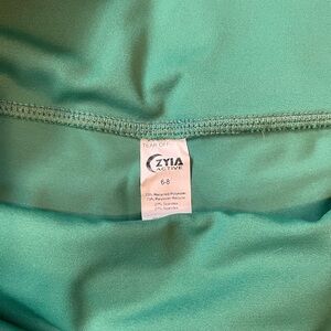 Zyia Active pine  Leggings